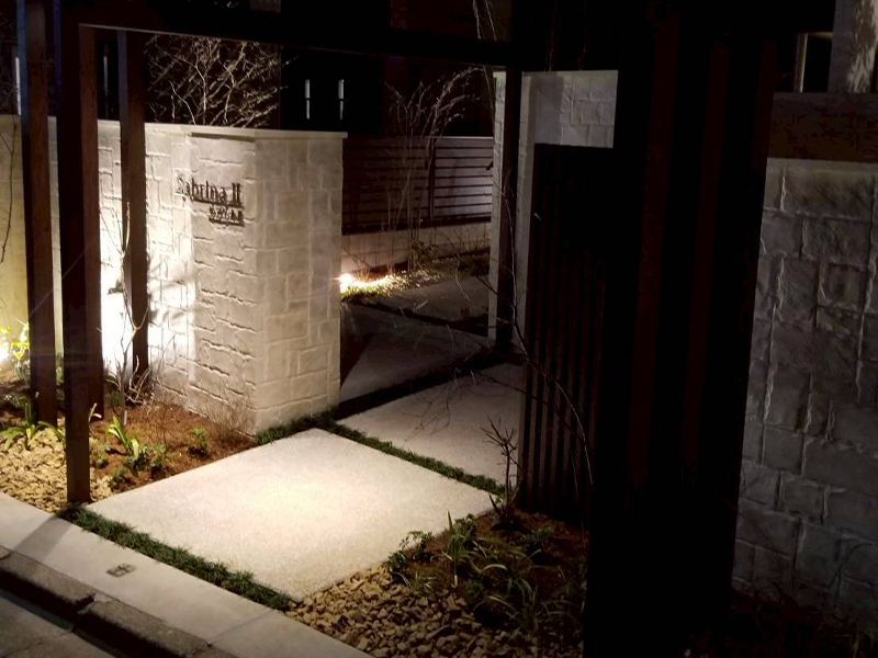 アプローチ＋機能門柱の施工例